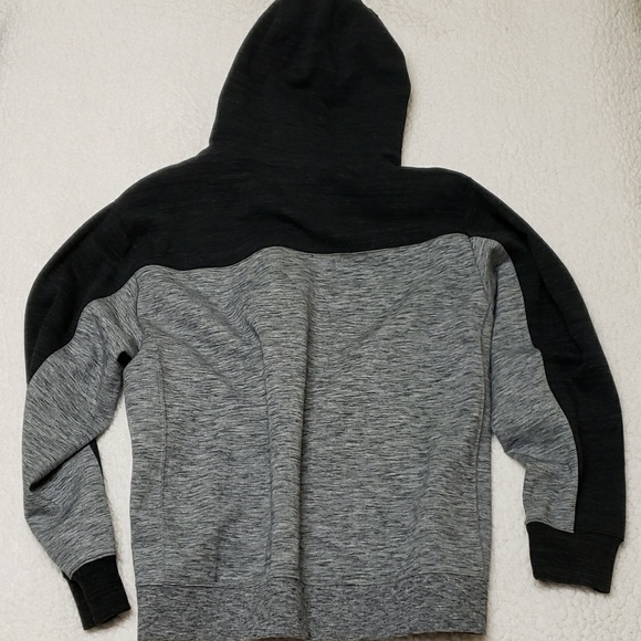 2XL men's American eagle hoodie - Picture 2 of 2